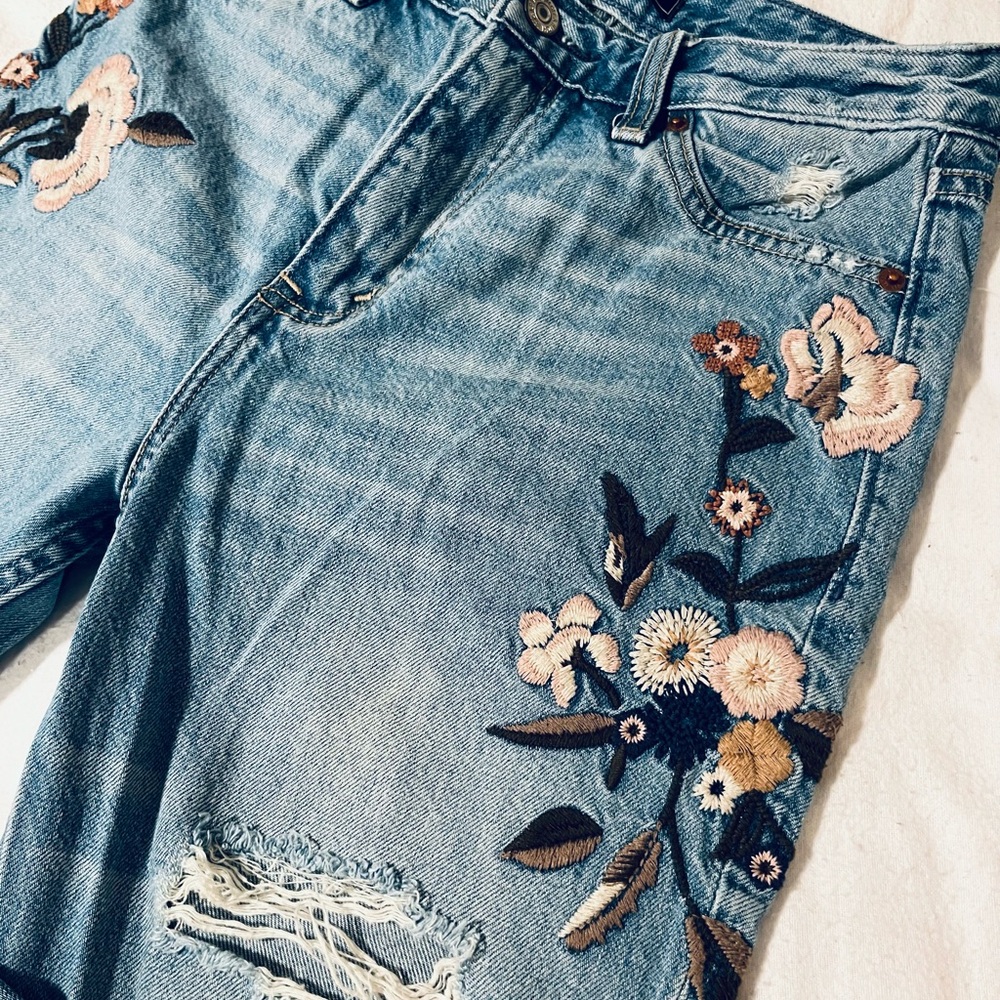 Abercrombie & Fitch Vintage Light Blue Denim Jeans